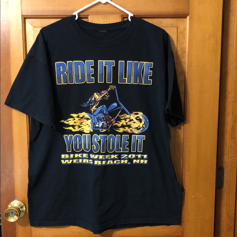 Black Graphic Tee - Ride It Like You Stole It